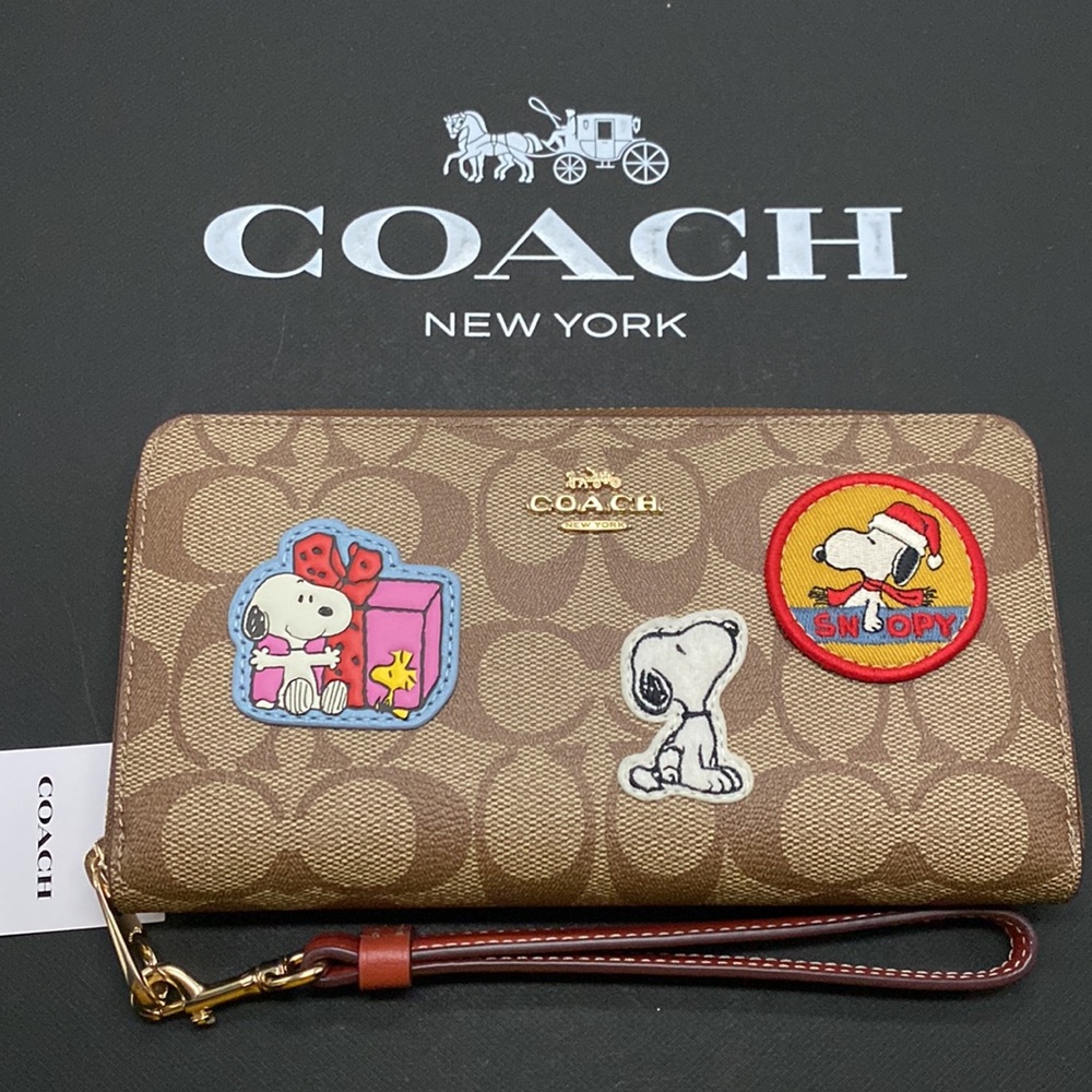 Coach X Peanuts Long Zip Around Wallet Signature Canvas Patches Card Leather NWT
